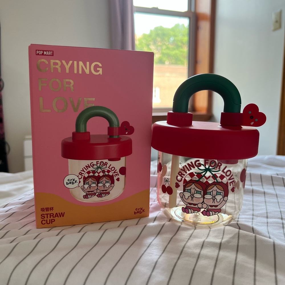 Pop Mart Crying for Love Straw Cup - Red and Green